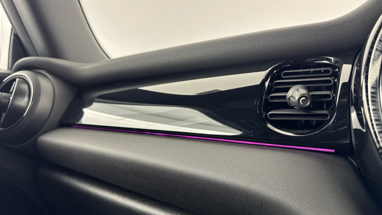 MINI Hatchback 1.5 Cooper Sport 3dr Auto Petrol Hatchback